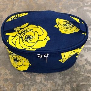 Blue and yellow rose makeup case